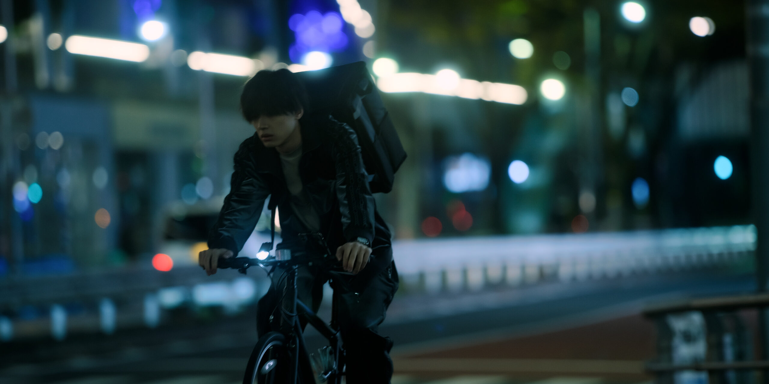 tokyo_nightfall_rec709_g24_20250417_200_3996x1998_textless.00_03_45_16.静止画039